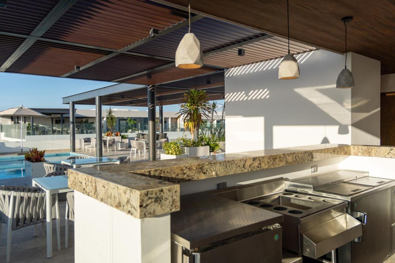 New & Equipped Apartment Steps From The Beach With Pool Jacuzzi By Yeah Playa del Carmen Exterior photo
